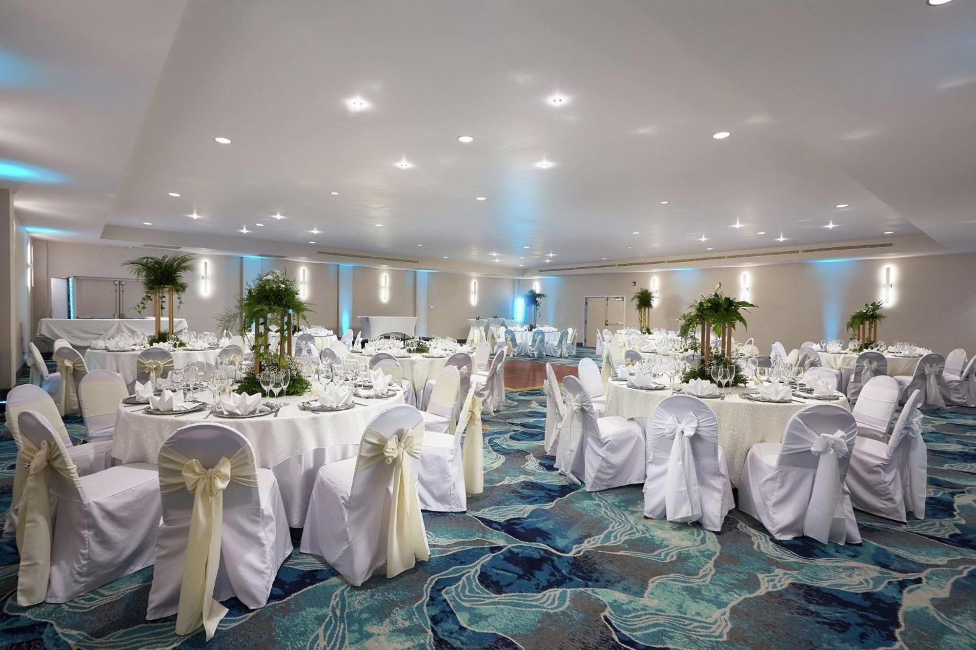 Hilton Doubletree By Hilton Managua Hotel Exterior photo