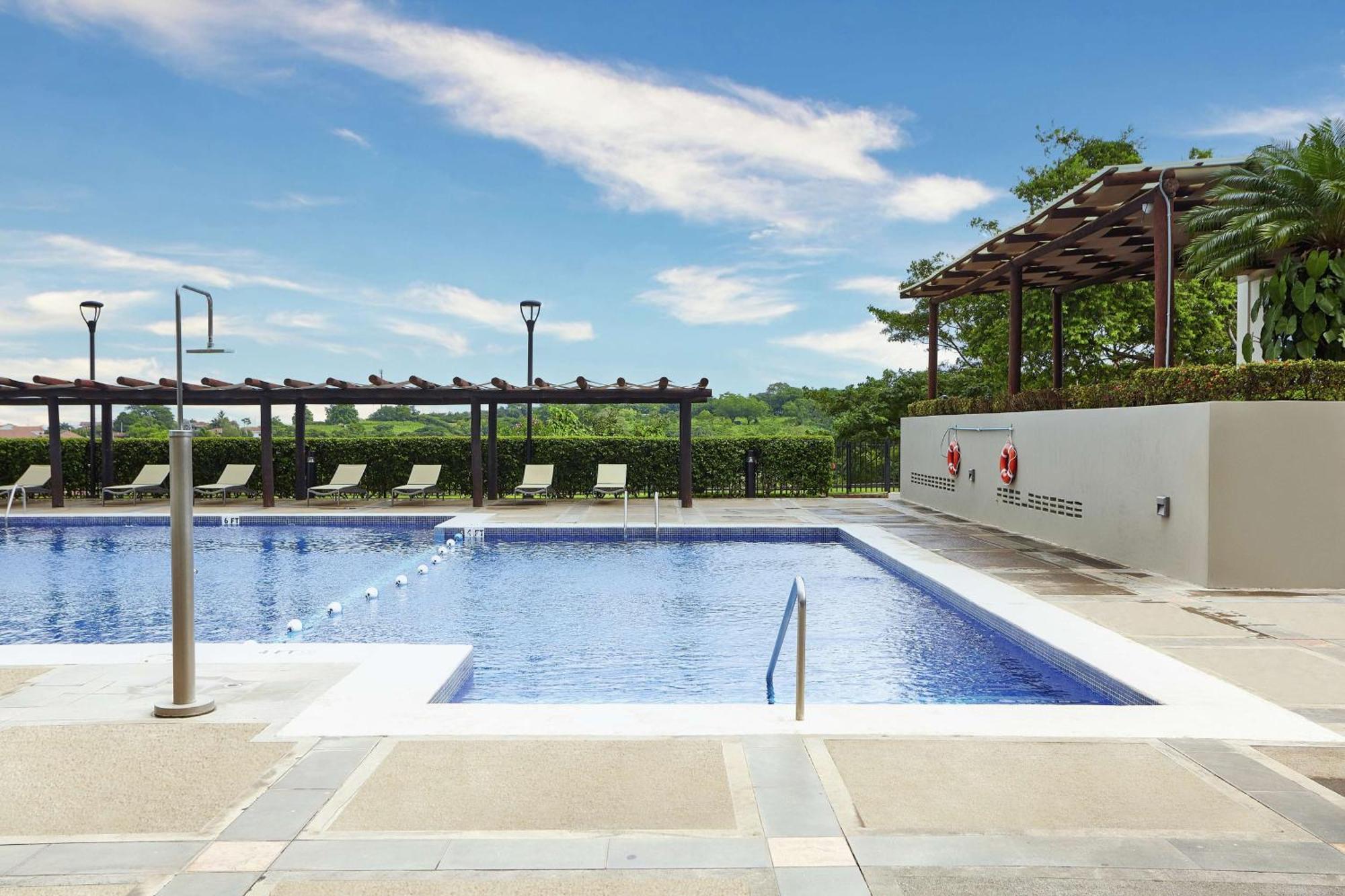 Hilton Doubletree By Hilton Managua Hotel Exterior photo
