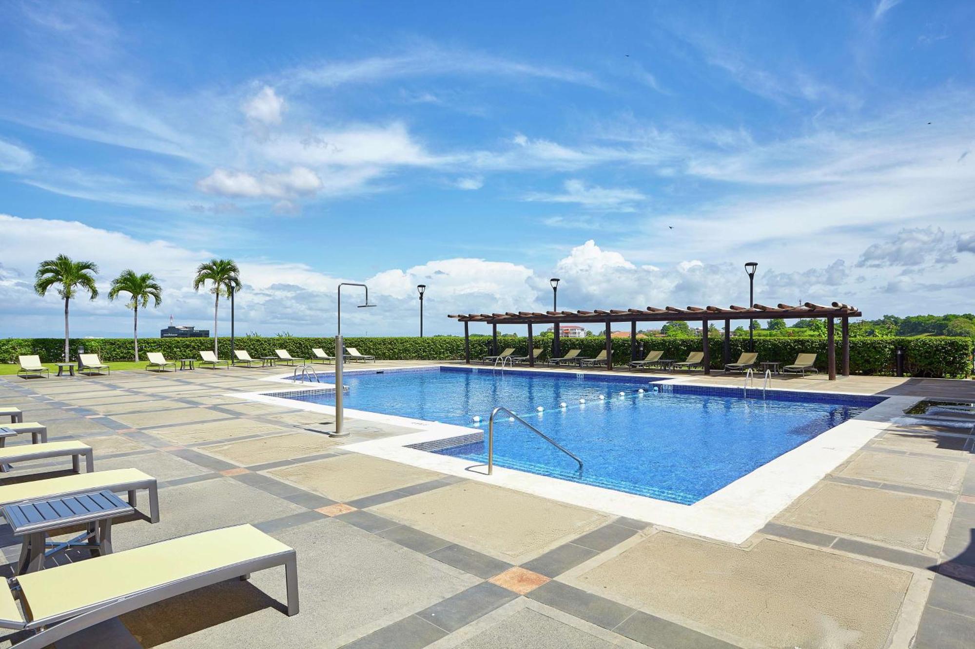 Hilton Doubletree By Hilton Managua Hotel Exterior photo