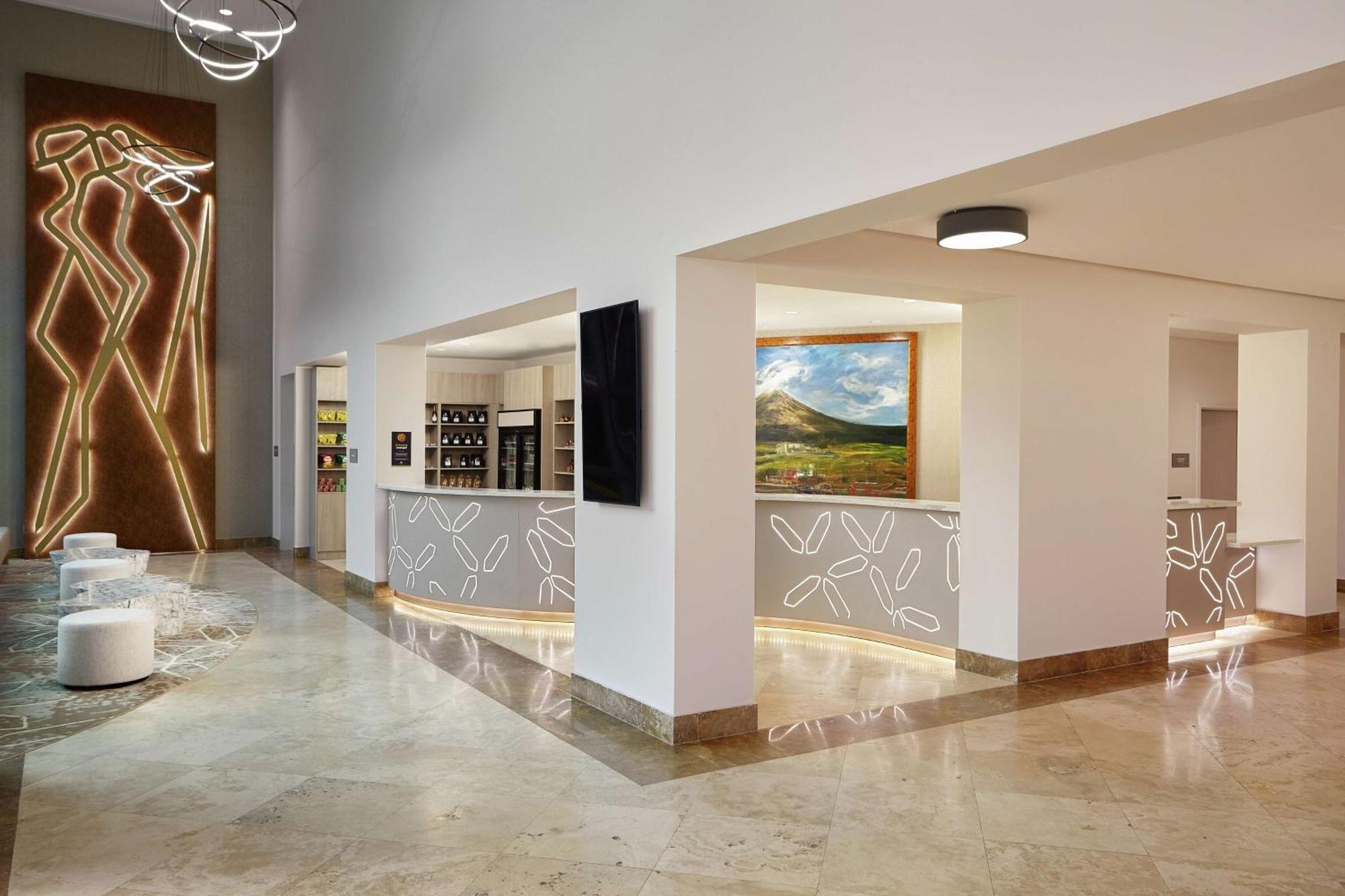 Hilton Doubletree By Hilton Managua Hotel Exterior photo